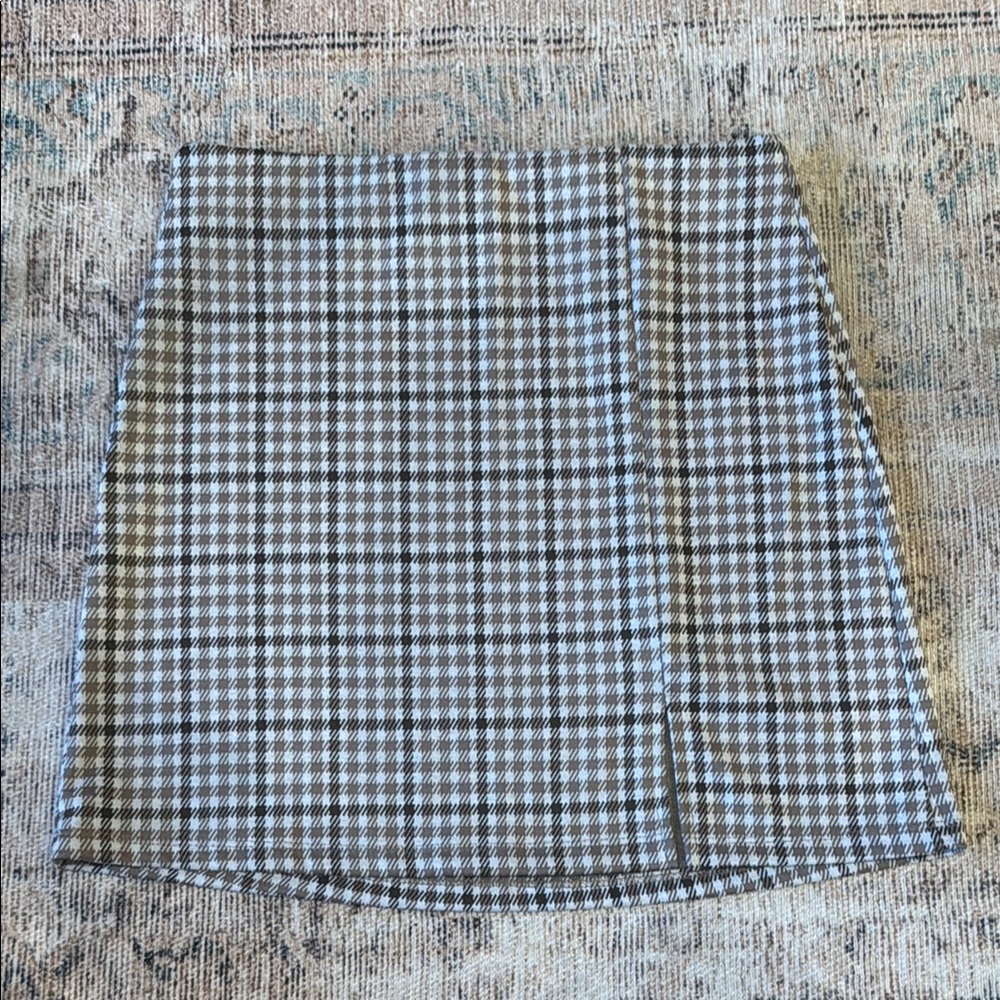 Classic Black and White Checkered Skirt
